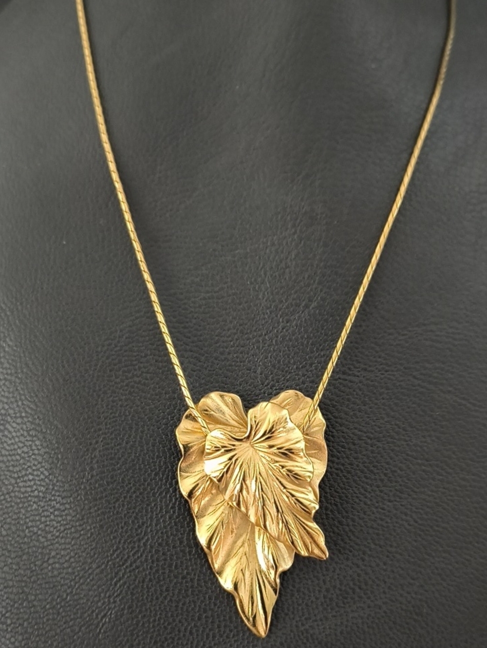 Monet Gold Leaf Pendant Necklace